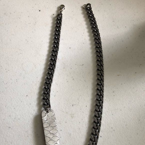Reversible Gunmetal Chain Necklace - Picture 2 of 4